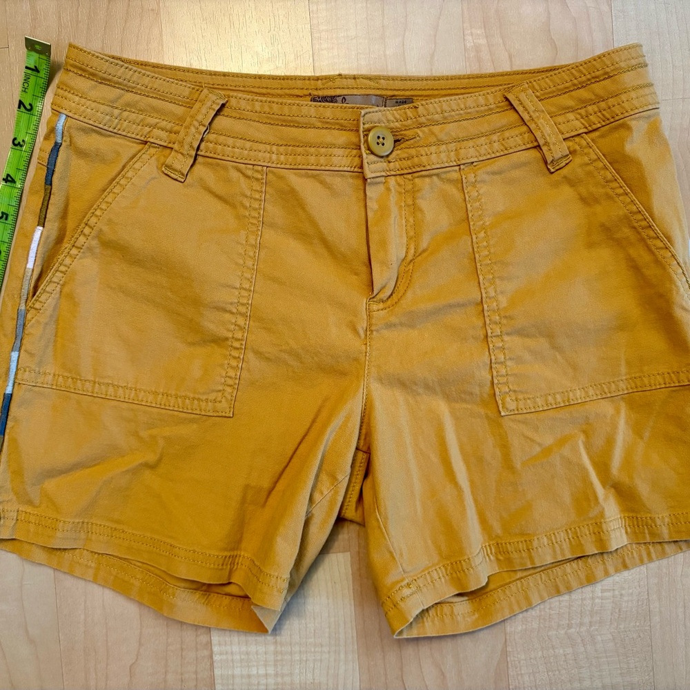 Prana Women’s mustard yellow shorts Size 6